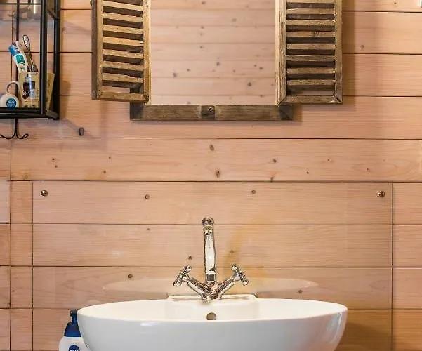 Sunny House With Sauna Prázdninový dům *