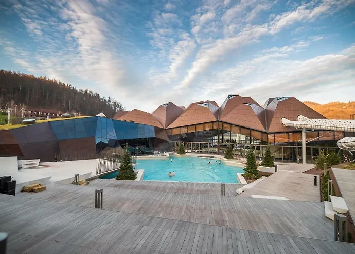 Sunny House With Sauna *